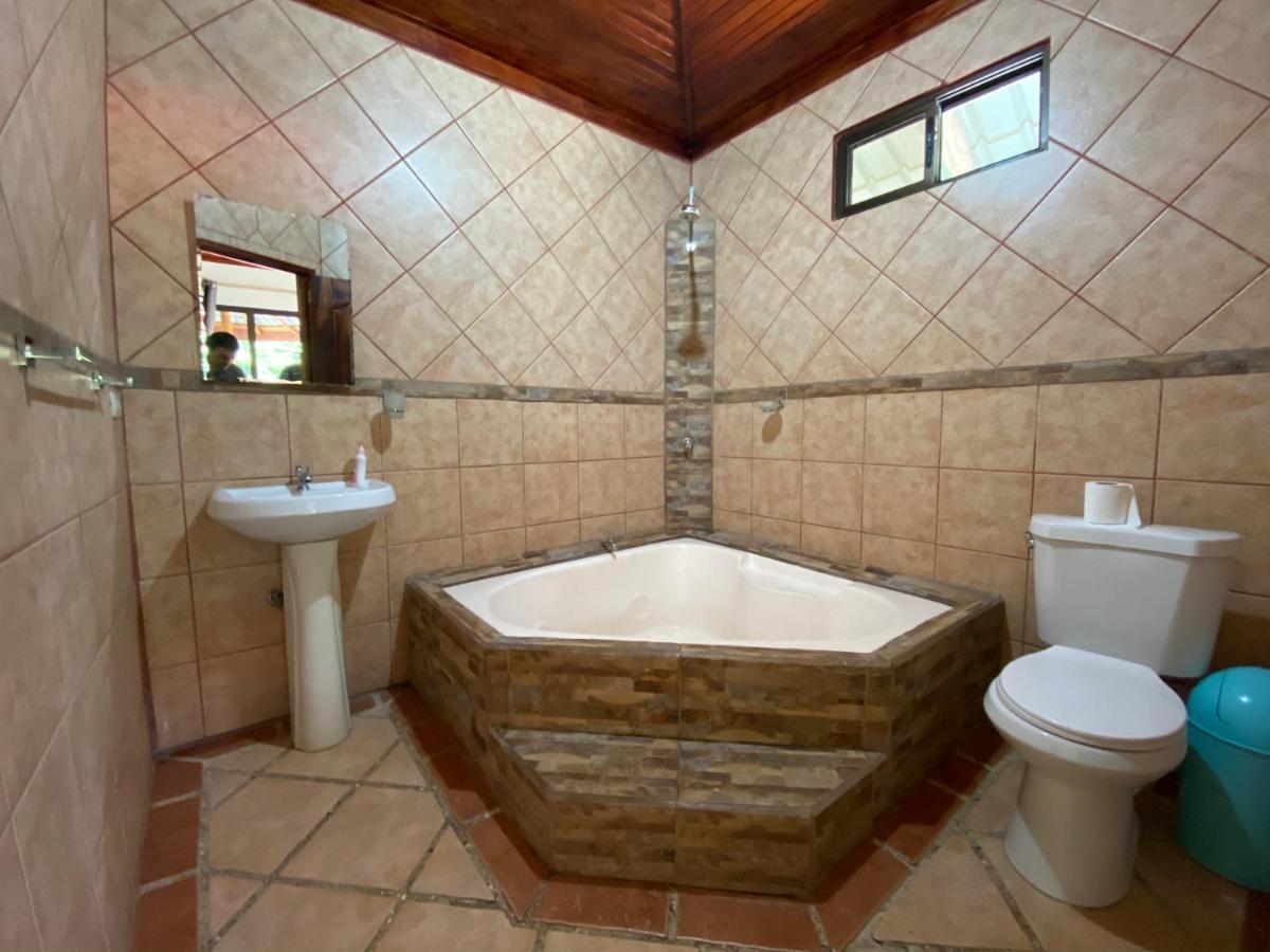 Bahia Ballena Rooms Uvita Exteriör bild